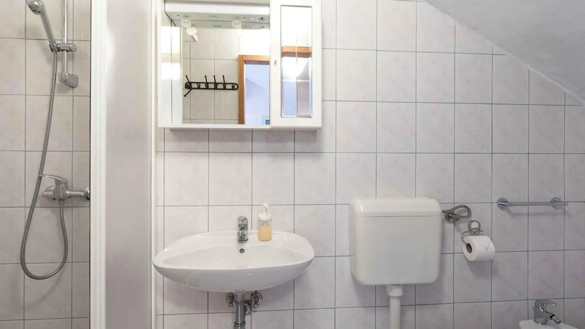 Apartment In Baska - Insel Krk 40436  باشْكا